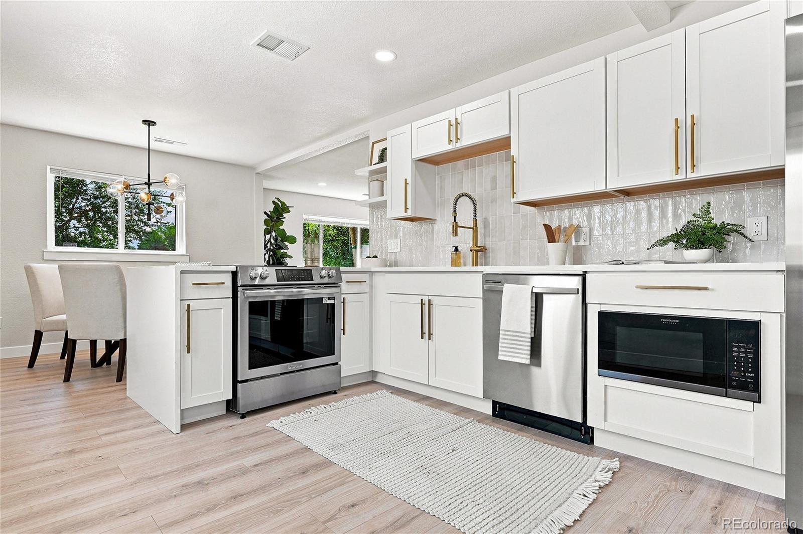 1430 Locust Place