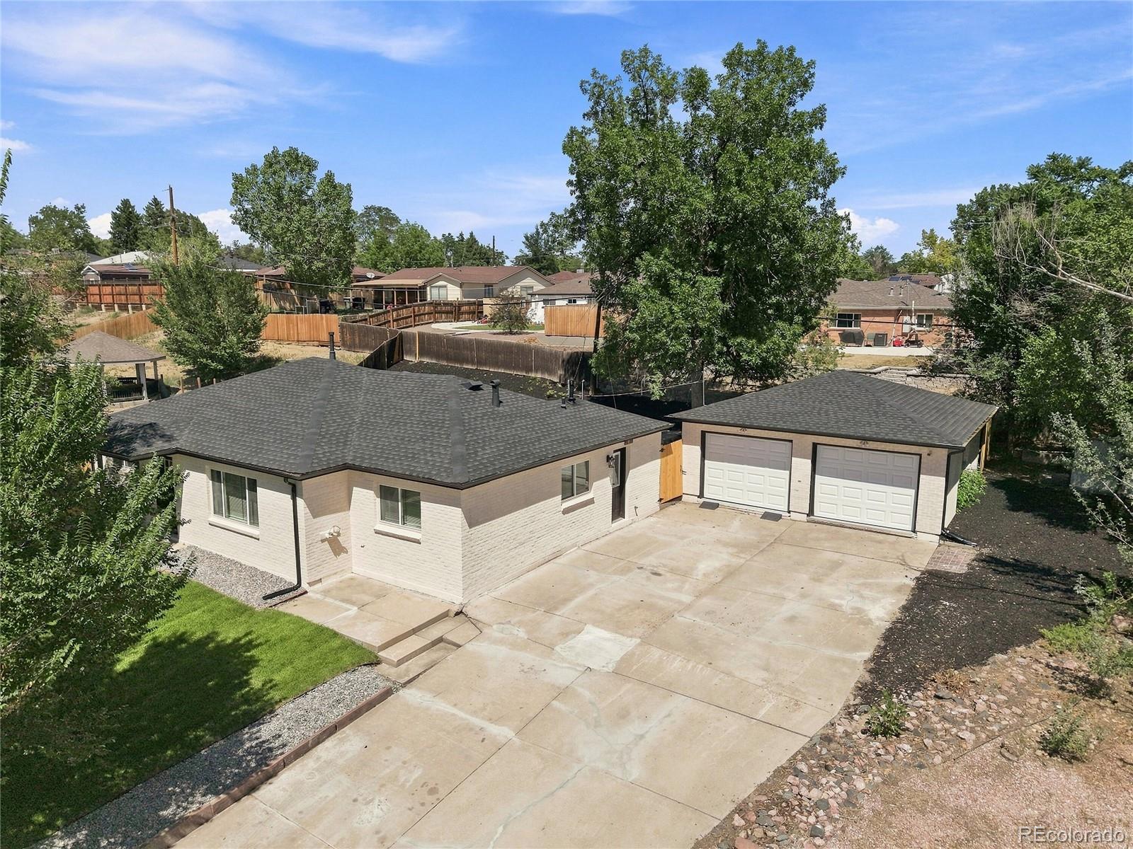 1430 Locust Place