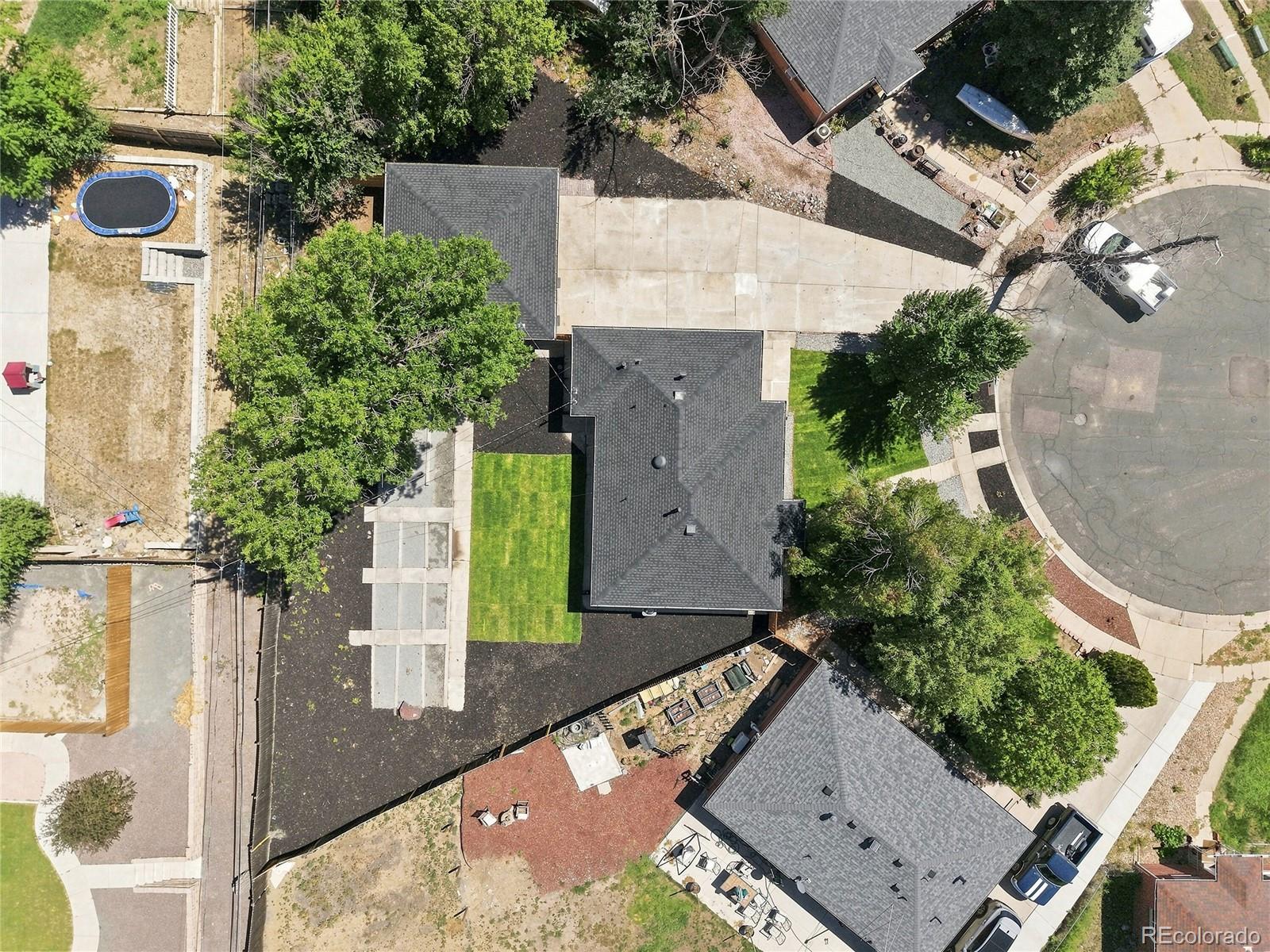 1430 Locust Place