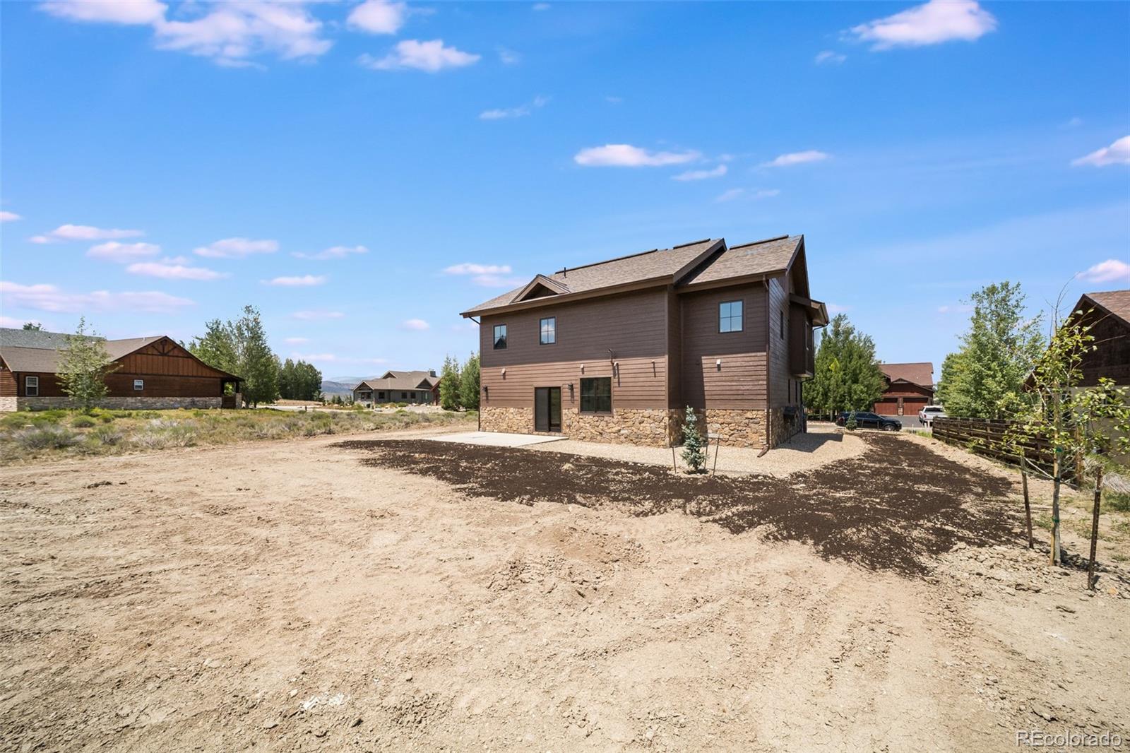 817 Saddle Ridge Circle