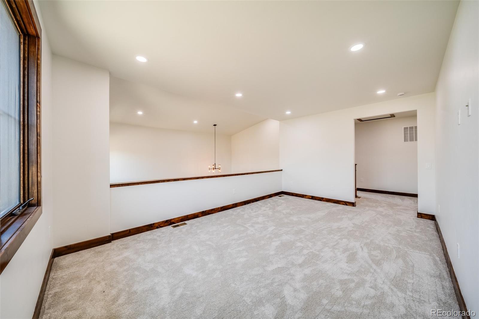 817 Saddle Ridge Circle