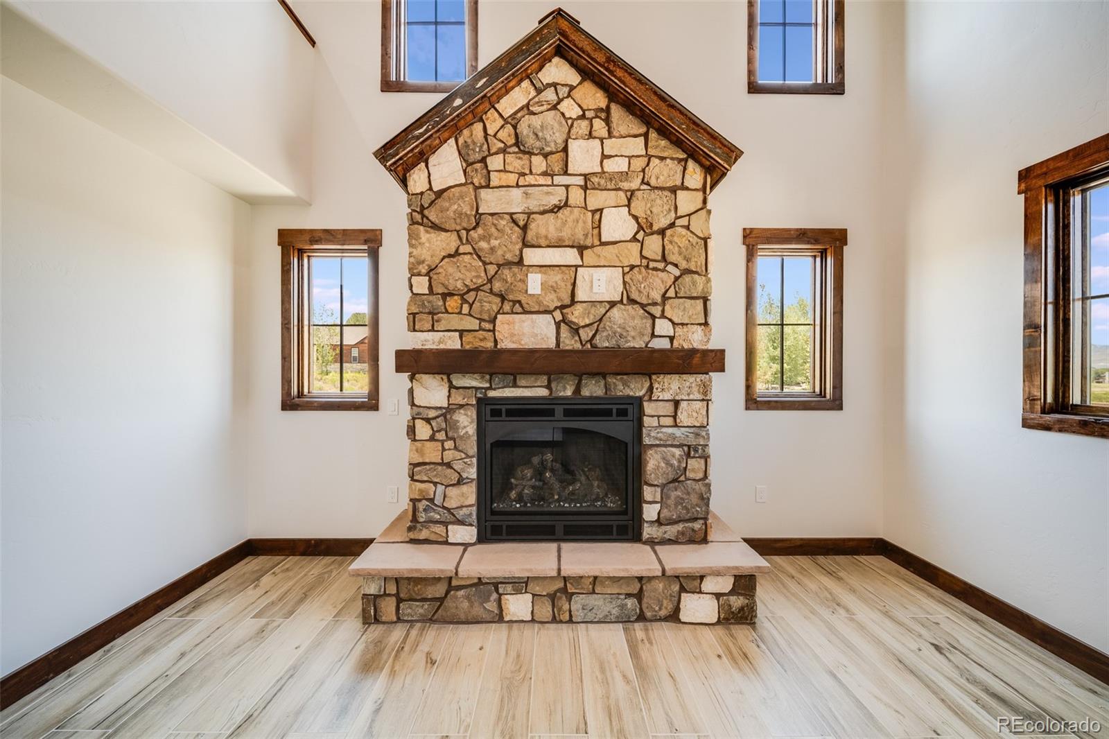 817 Saddle Ridge Circle