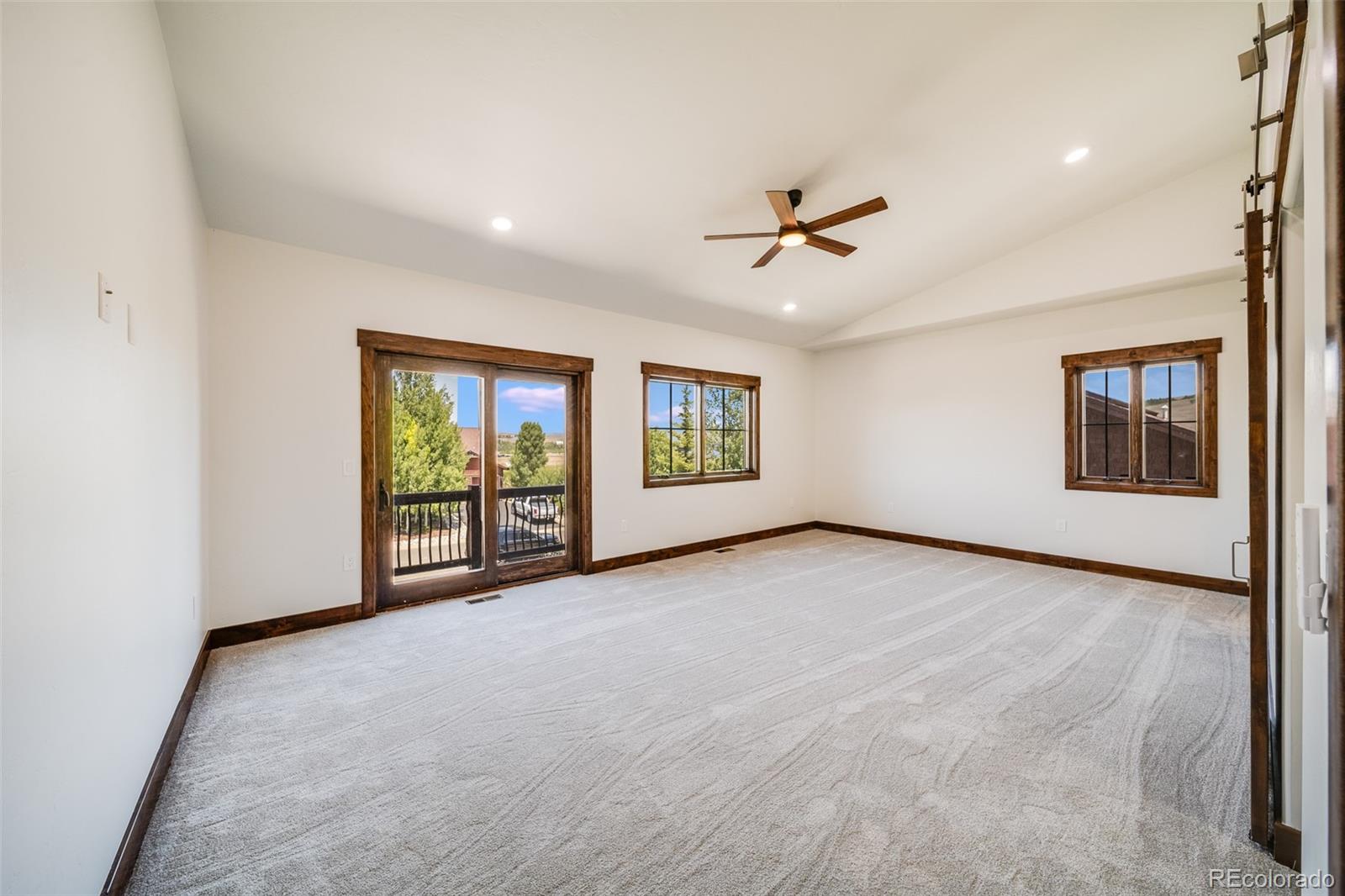 817 Saddle Ridge Circle