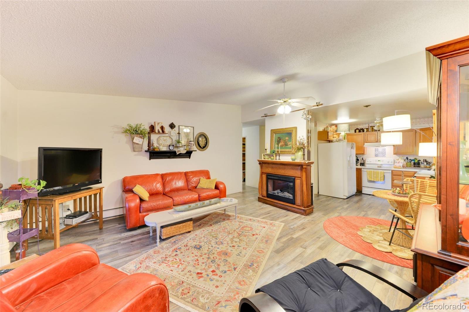 3184 S Heather Gardens Way Unit: 405
