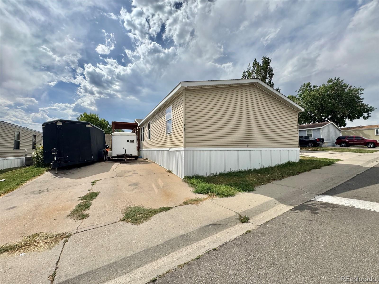 1201 W Thonrton Parkway