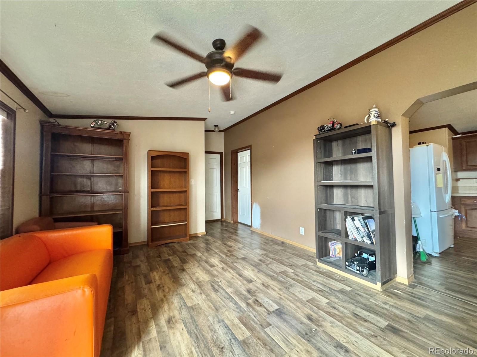 1201 W Thonrton Parkway