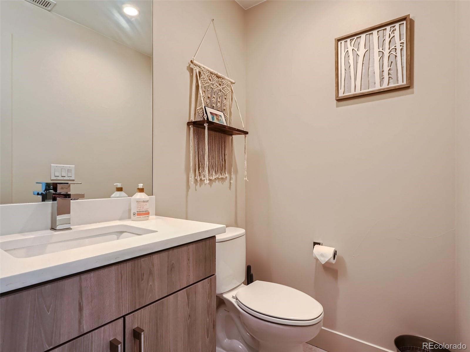 1342 N Zenobia Street