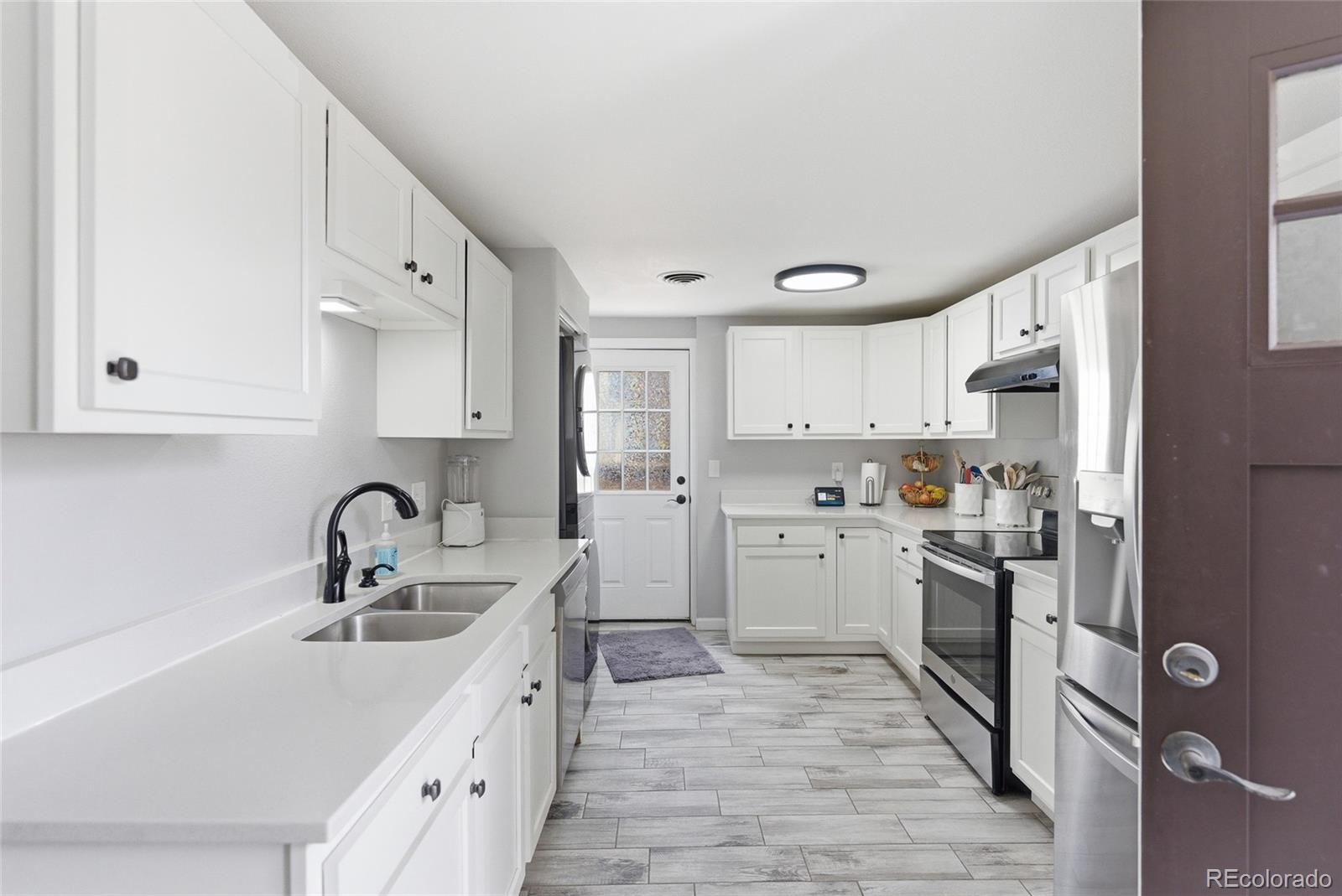 5315 W Shirley Place