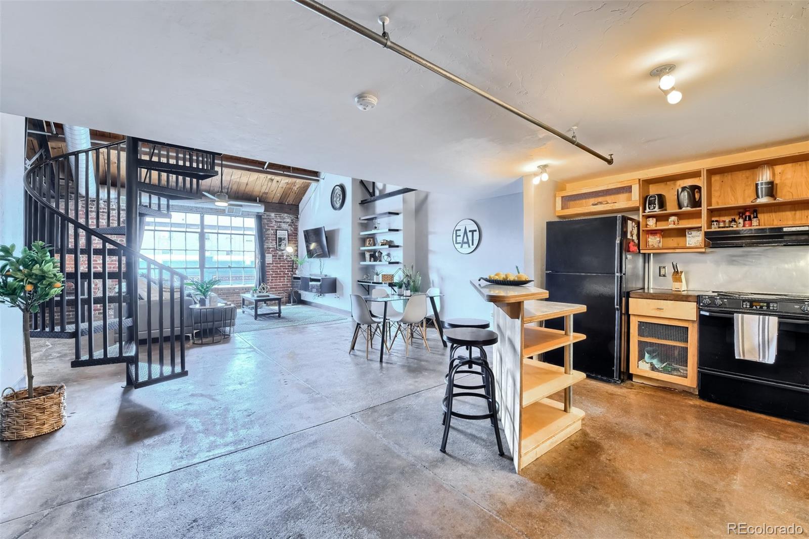 1300 N Pennsylvania Street Unit: 204