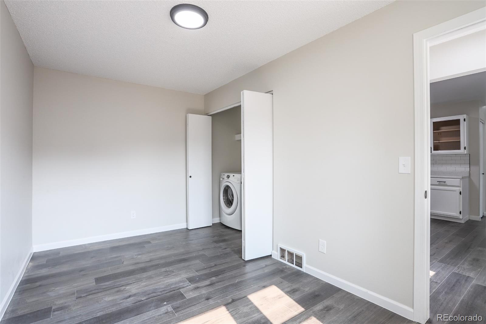3460 Laredo Lane Unit: F1