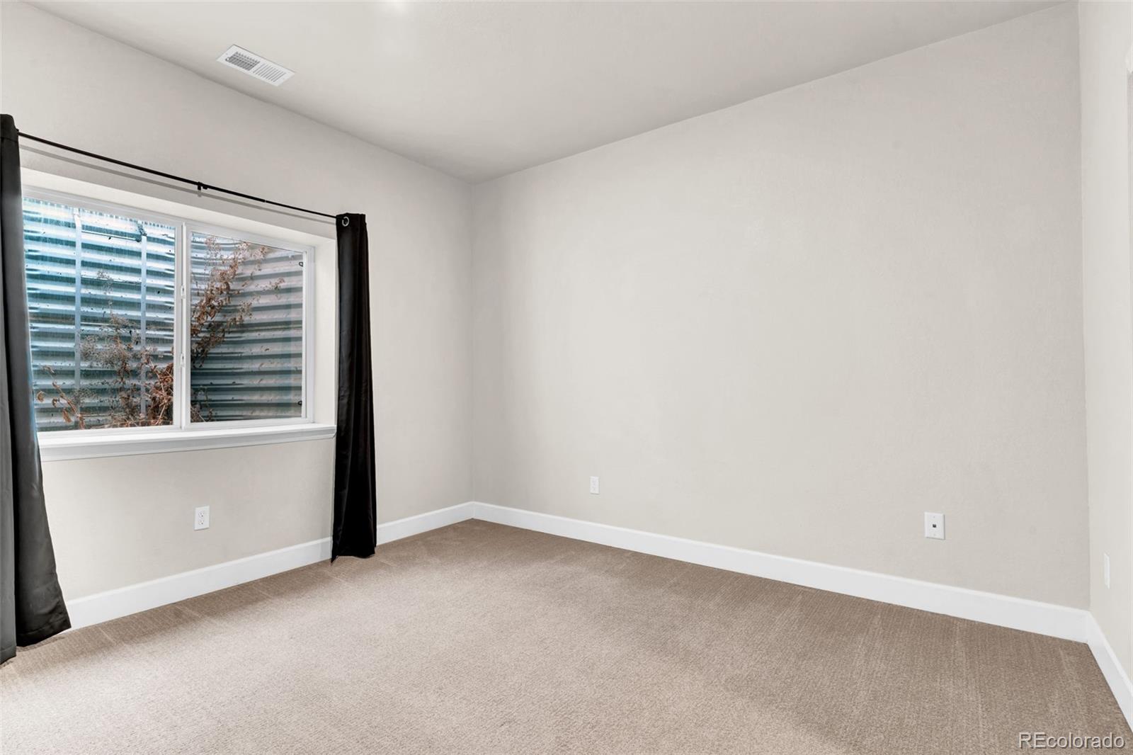 5840 Longs Peak Street