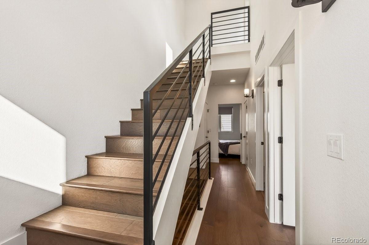 2836 W 25th Avenue Unit: 3
