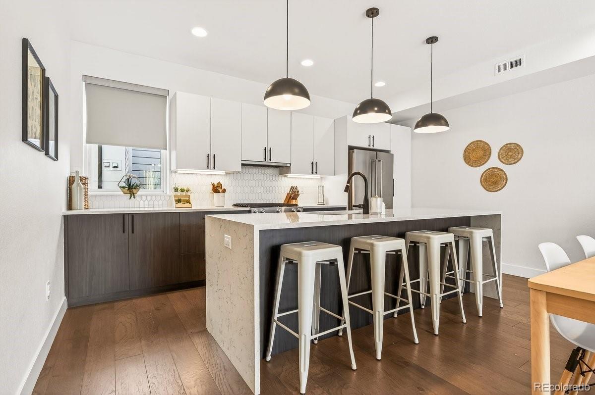 2836 W 25th Avenue Unit: 3