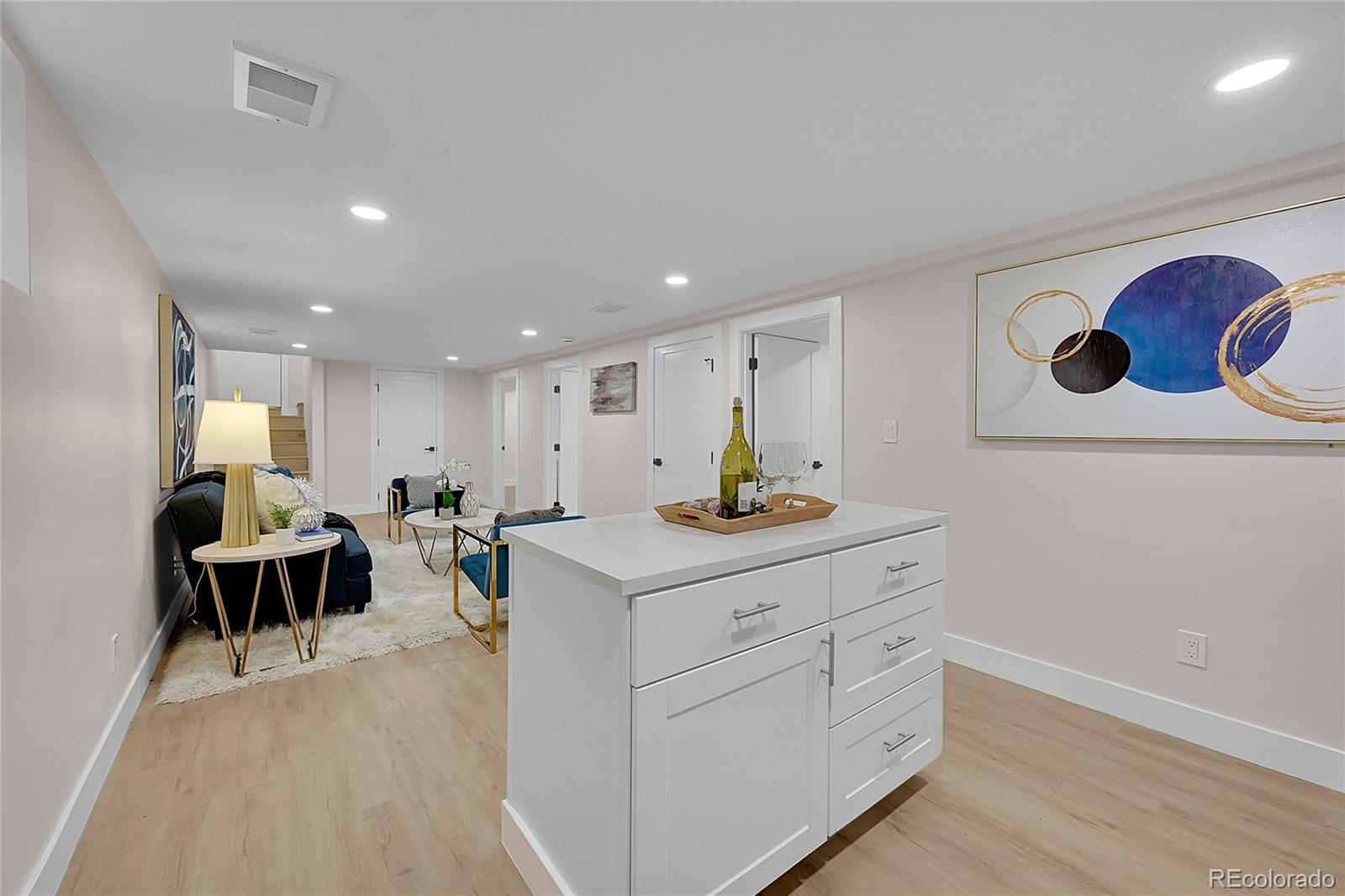 1908 S Lincoln Street