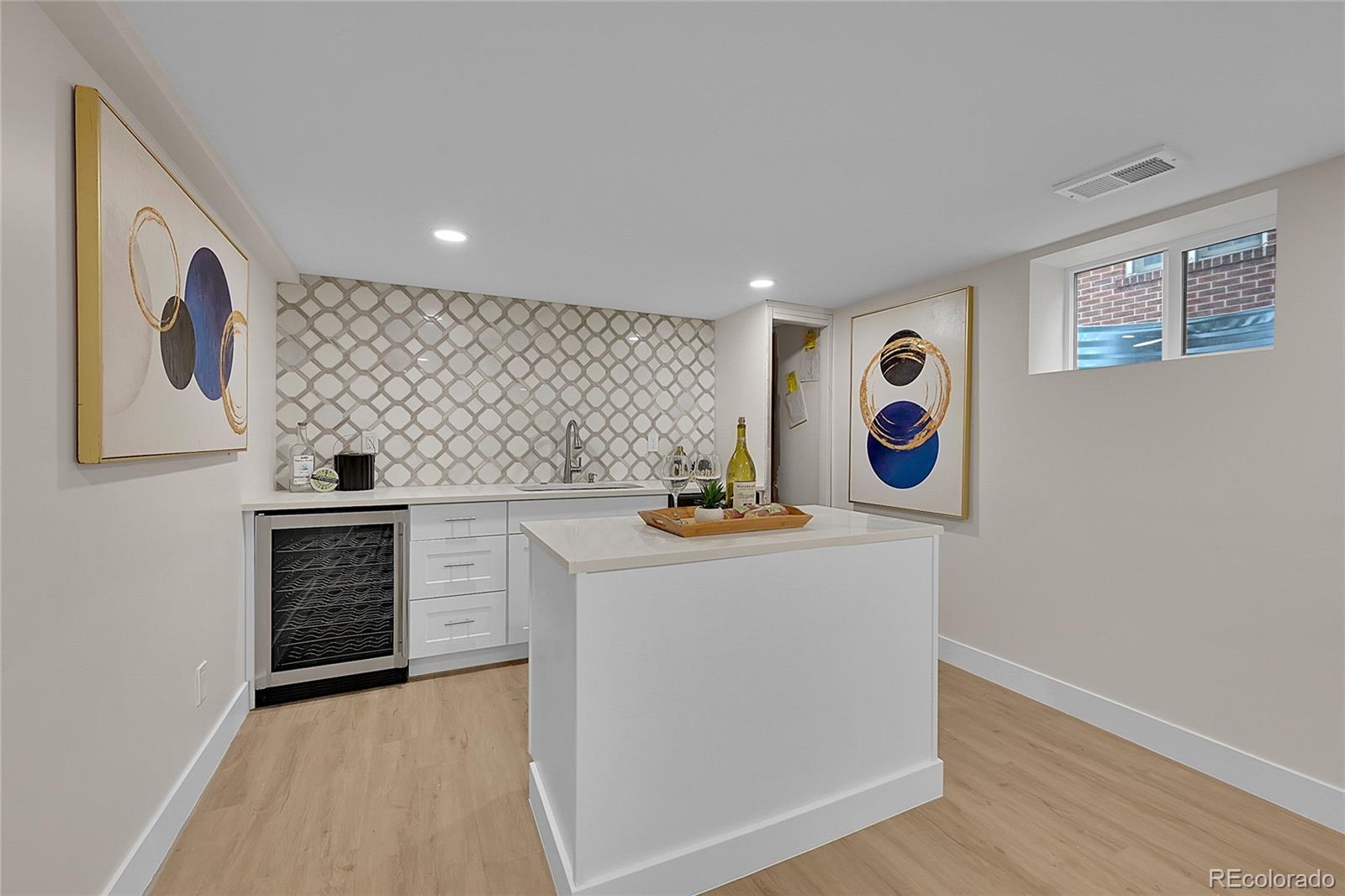 1908 S Lincoln Street