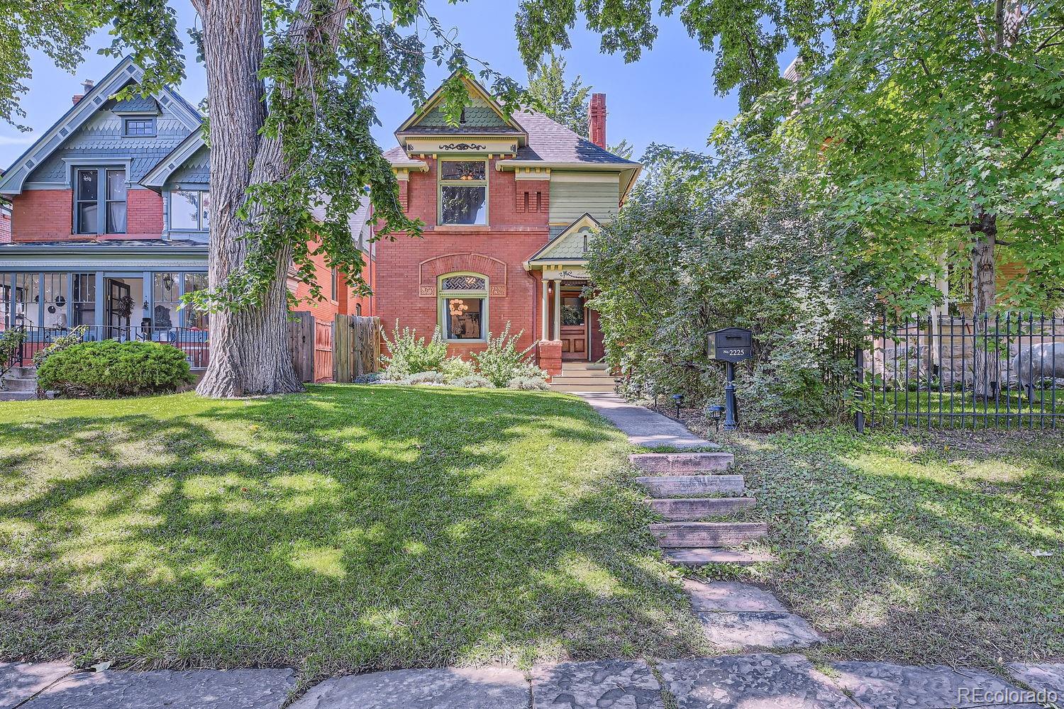 2225 N Grove Street