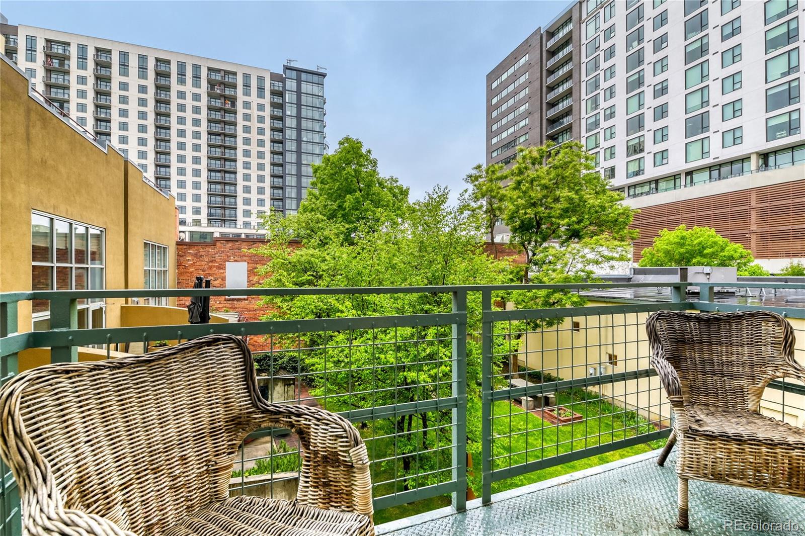 1050 Cherokee Street Unit: 210