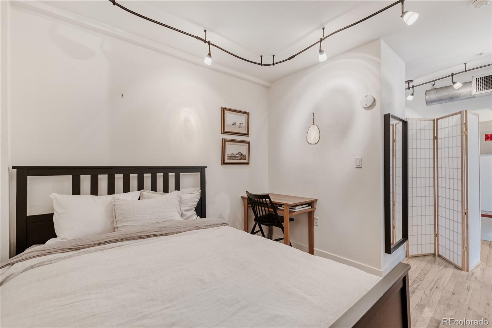 1050 Cherokee Street Unit: 210