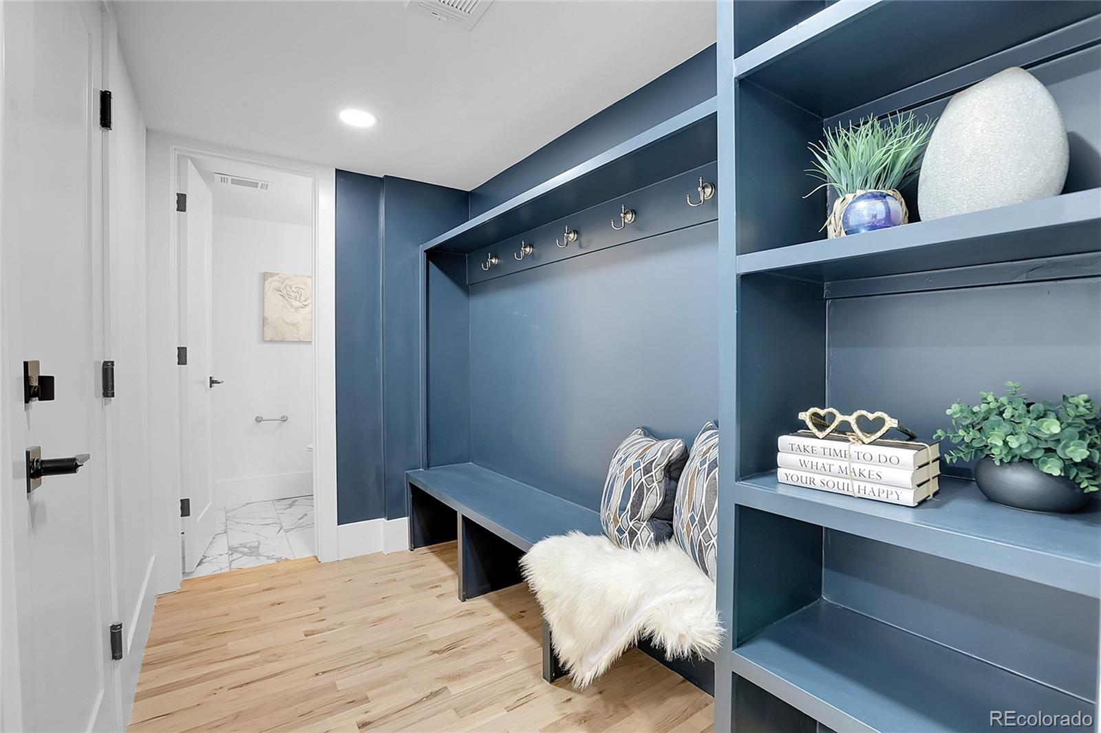 7641 E Oxford Avenue