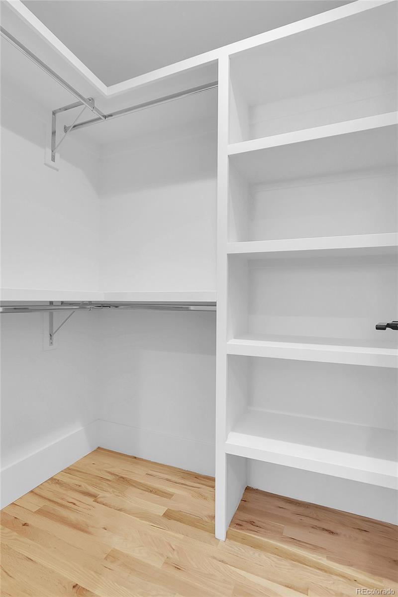 7641 E Oxford Avenue