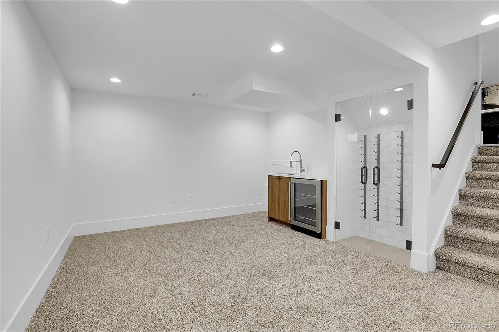 7641 E Oxford Avenue