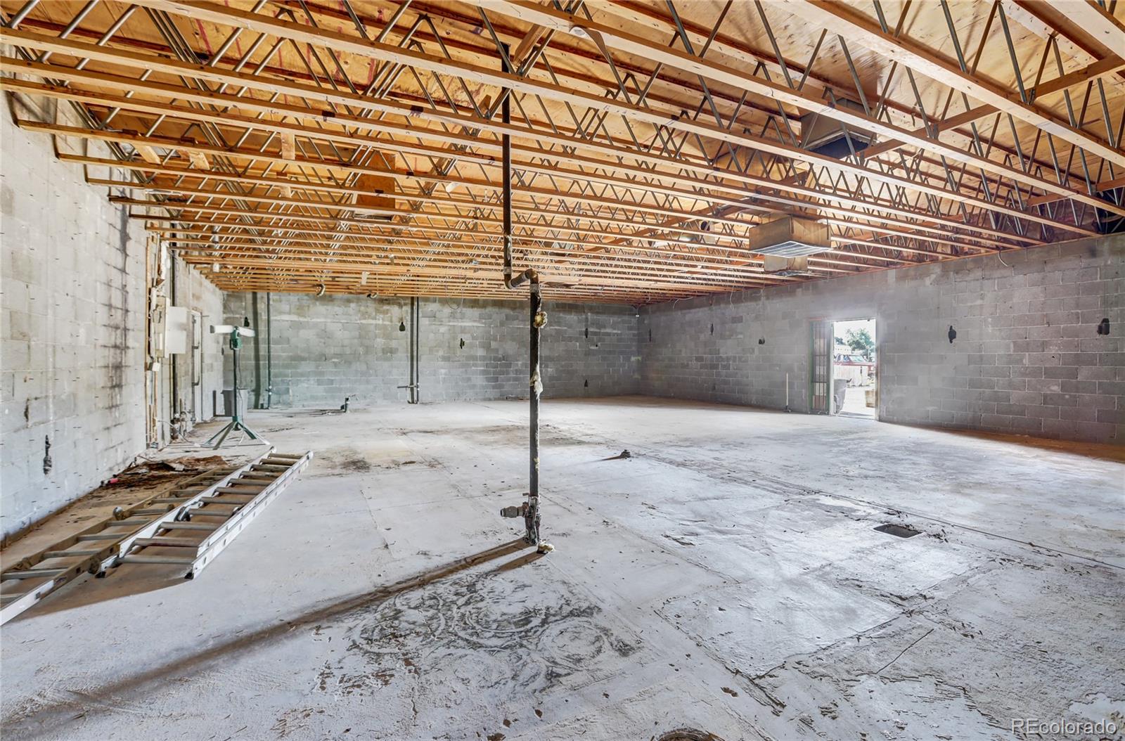 2091 Coronado Pkyn