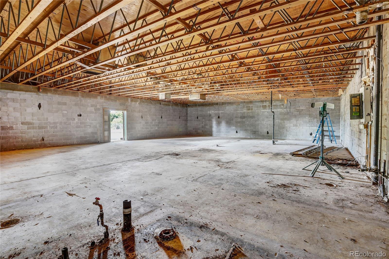 2091 Coronado Pkyn