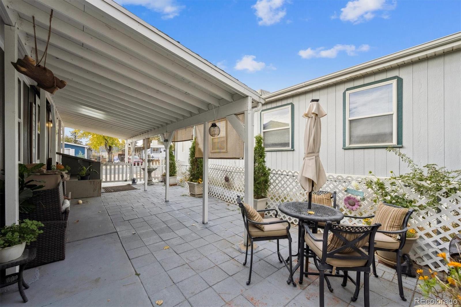 1500 W Thornton Parkway