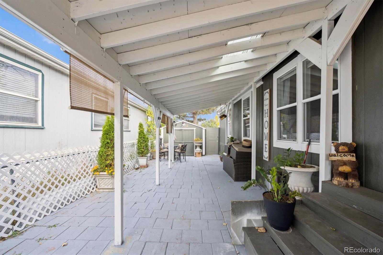 1500 W Thornton Parkway