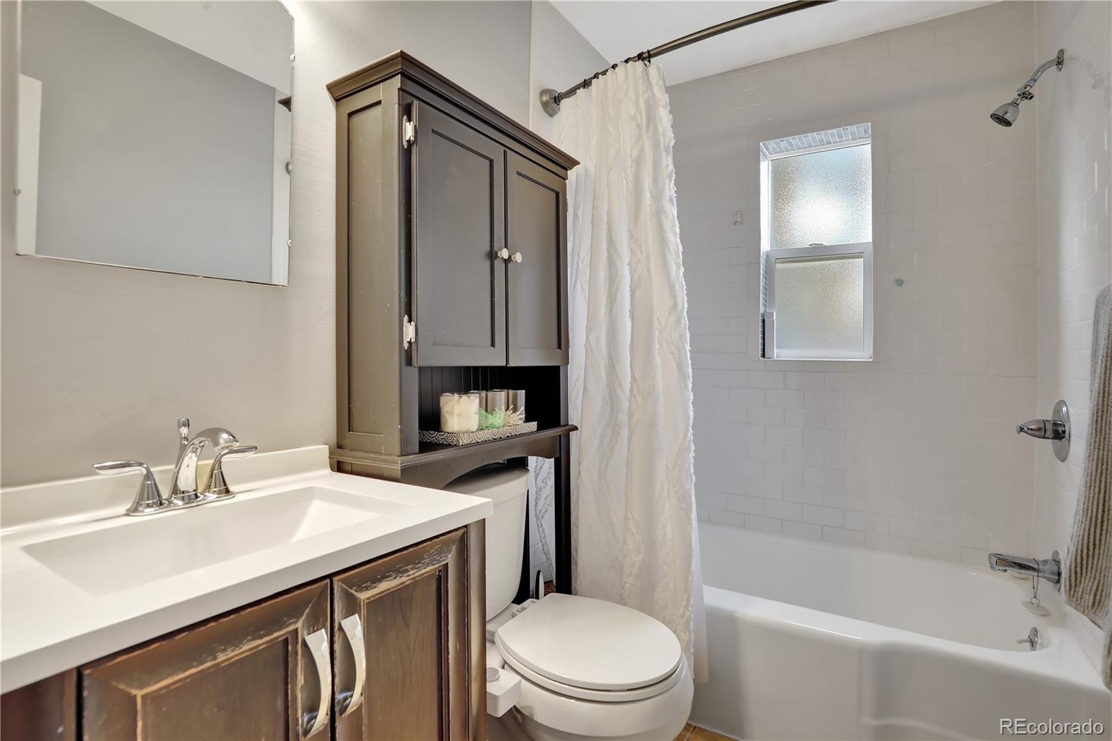 1269 Krameria Street