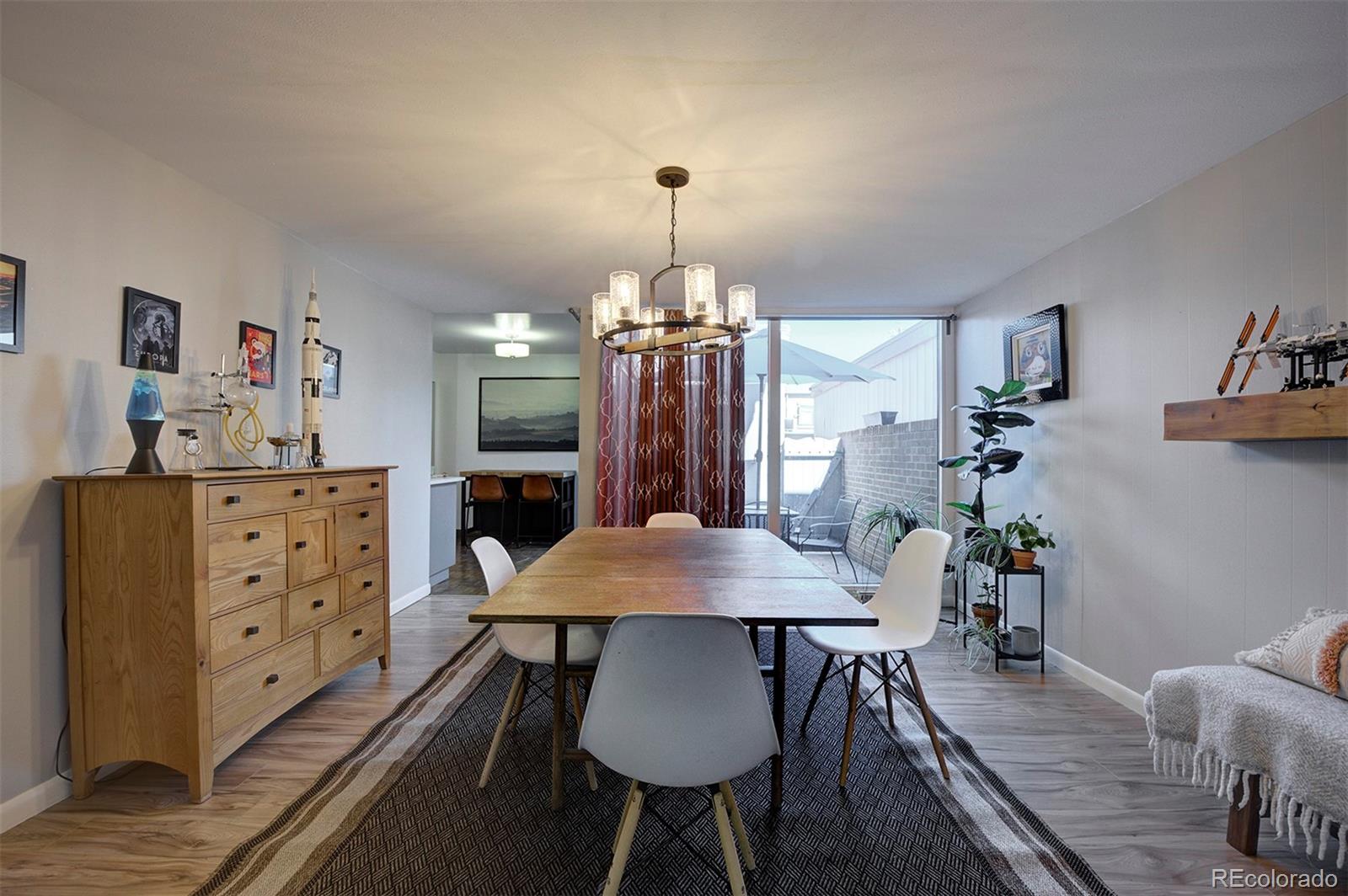 3556 S Hillcrest Drive Unit: 9