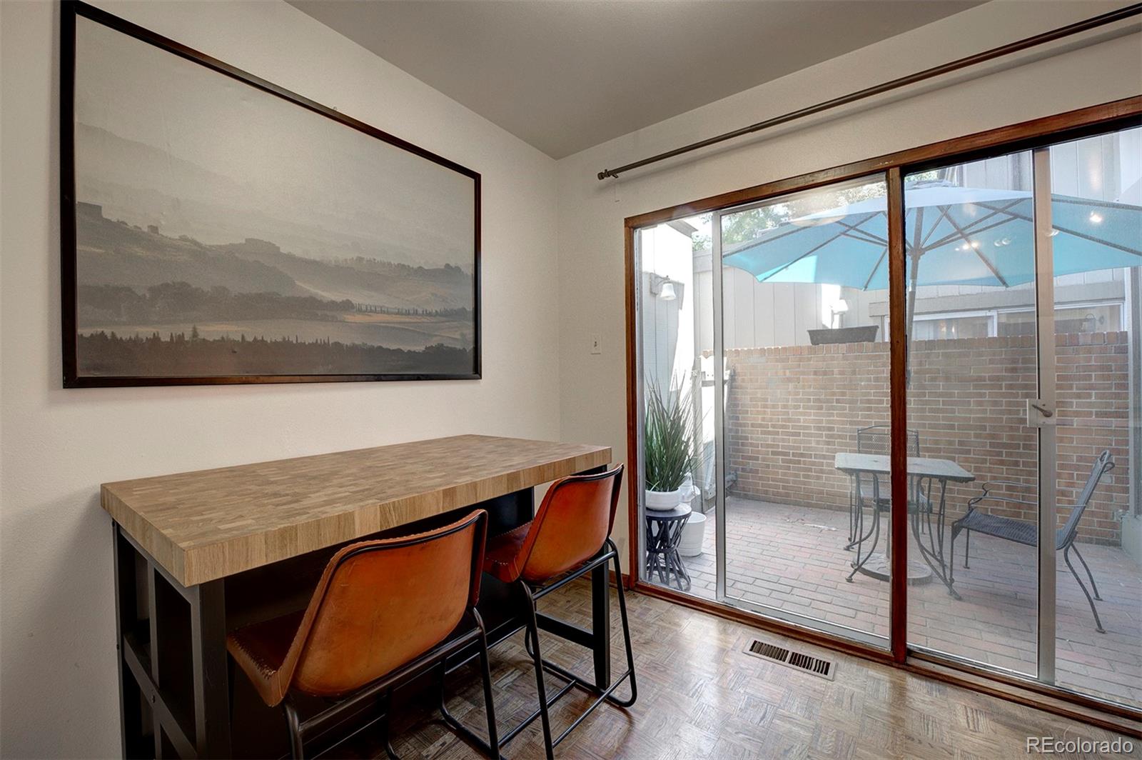 3556 S Hillcrest Drive Unit: 9