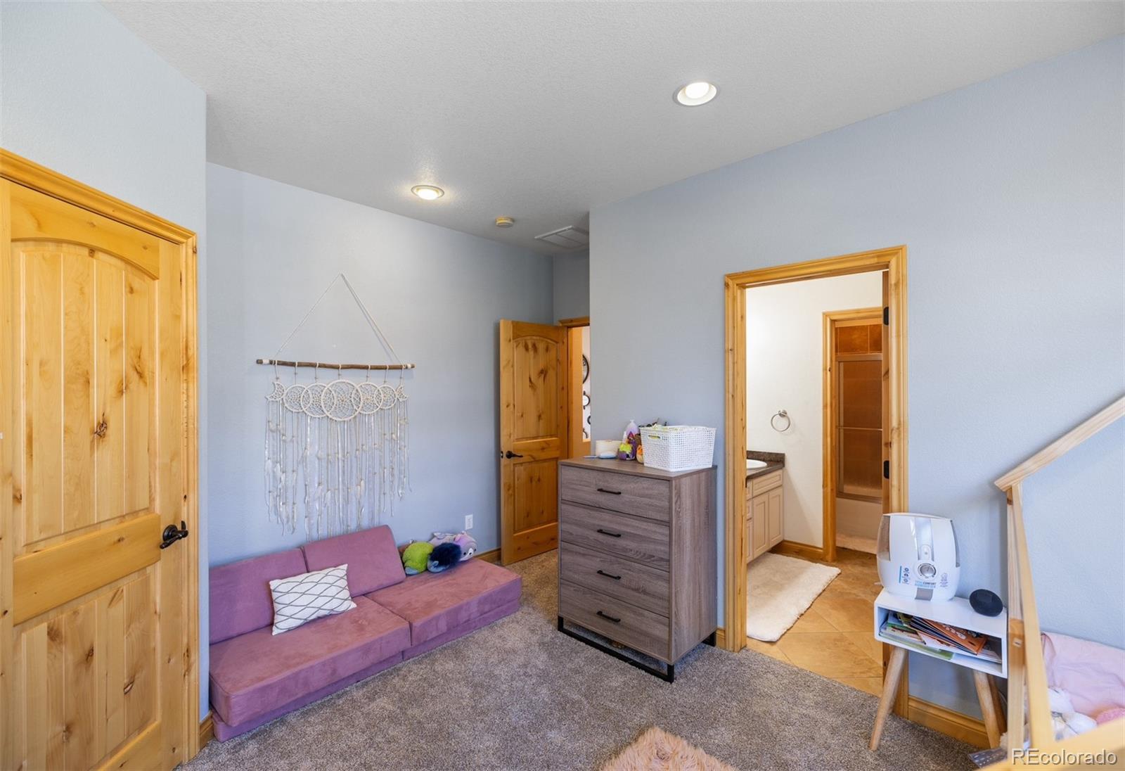 10215 W Wesley Drive