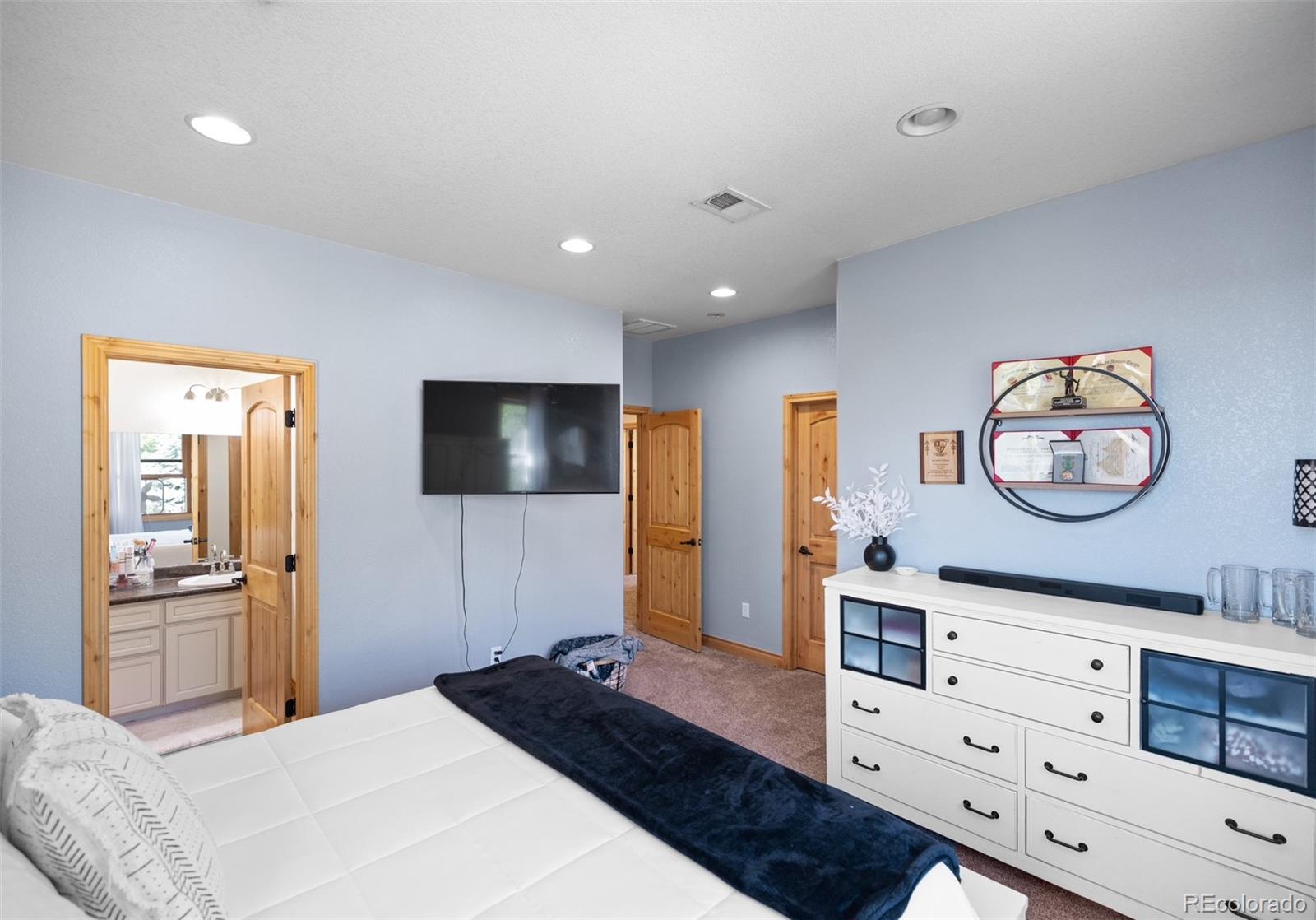 10215 W Wesley Drive