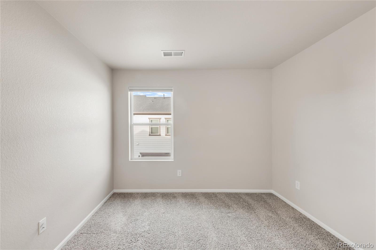 11424 W Belleview Drive