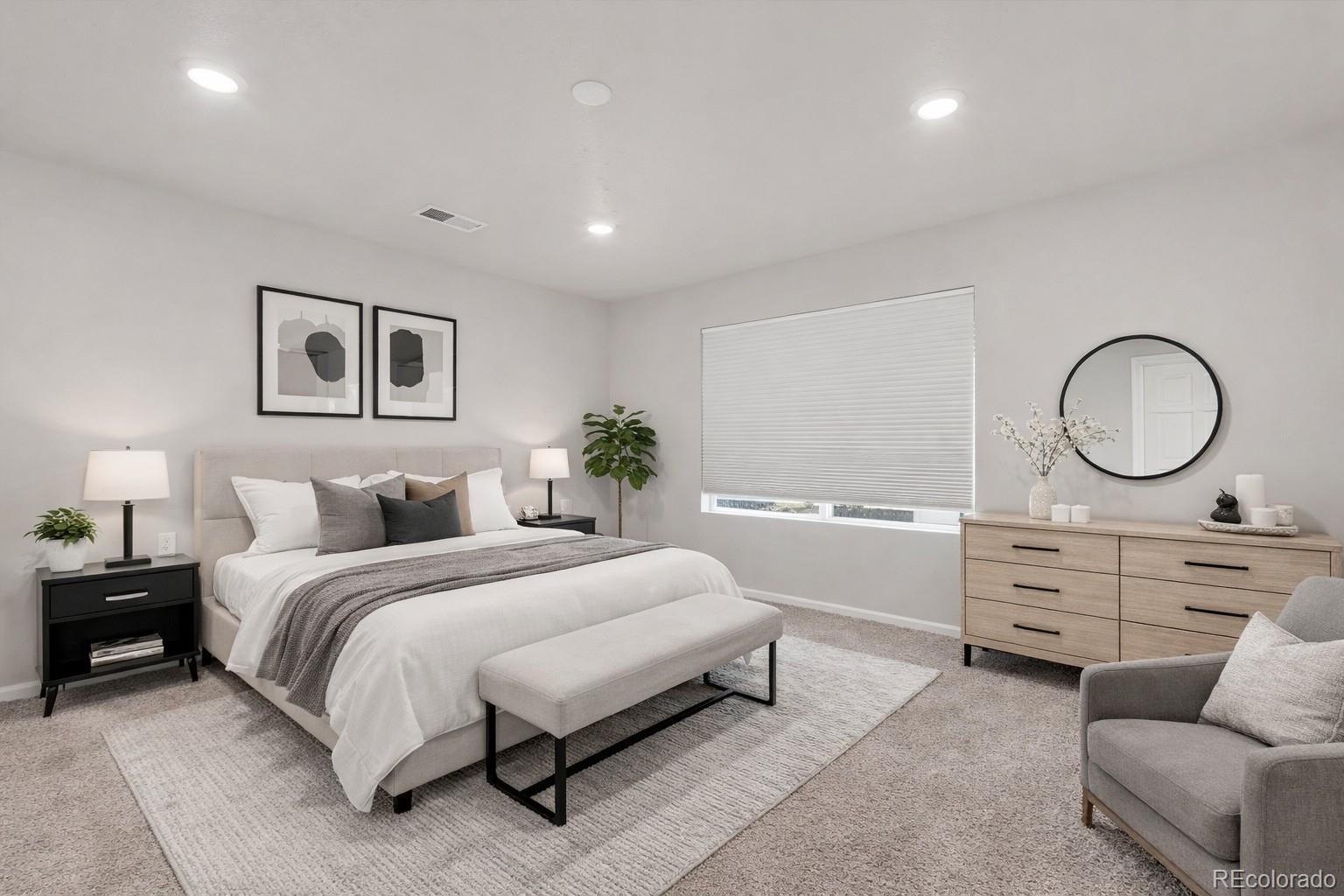 11424 W Belleview Drive