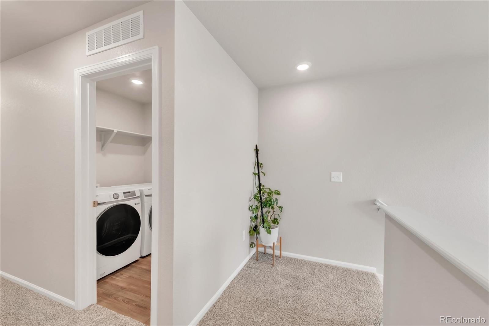 11424 W Belleview Drive