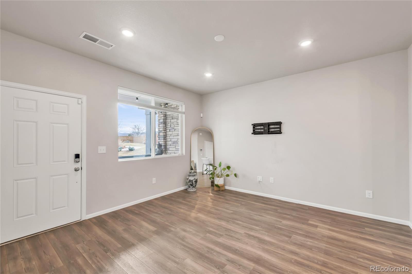 11424 W Belleview Drive