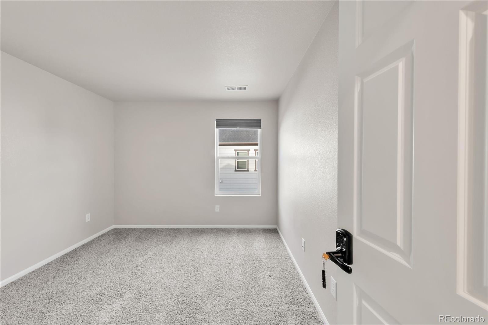 11424 W Belleview Drive