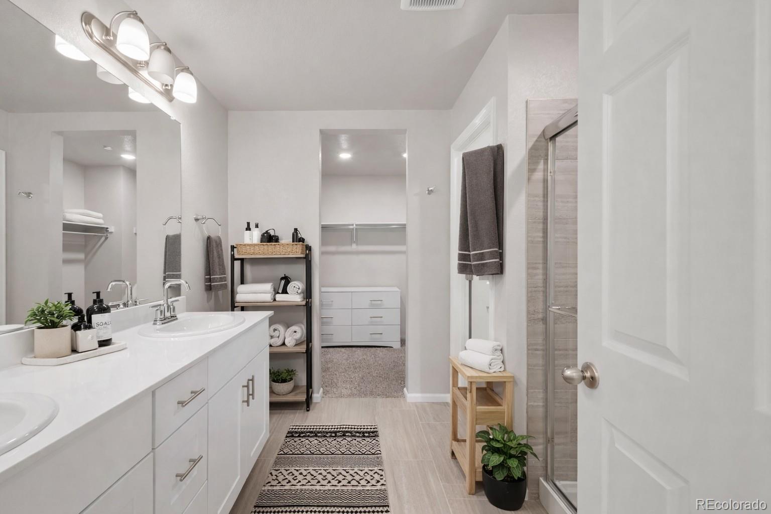 11424 W Belleview Drive