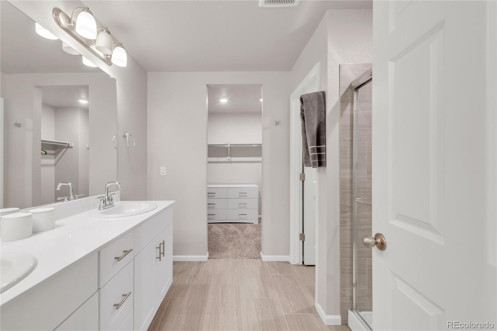 11424 W Belleview Drive