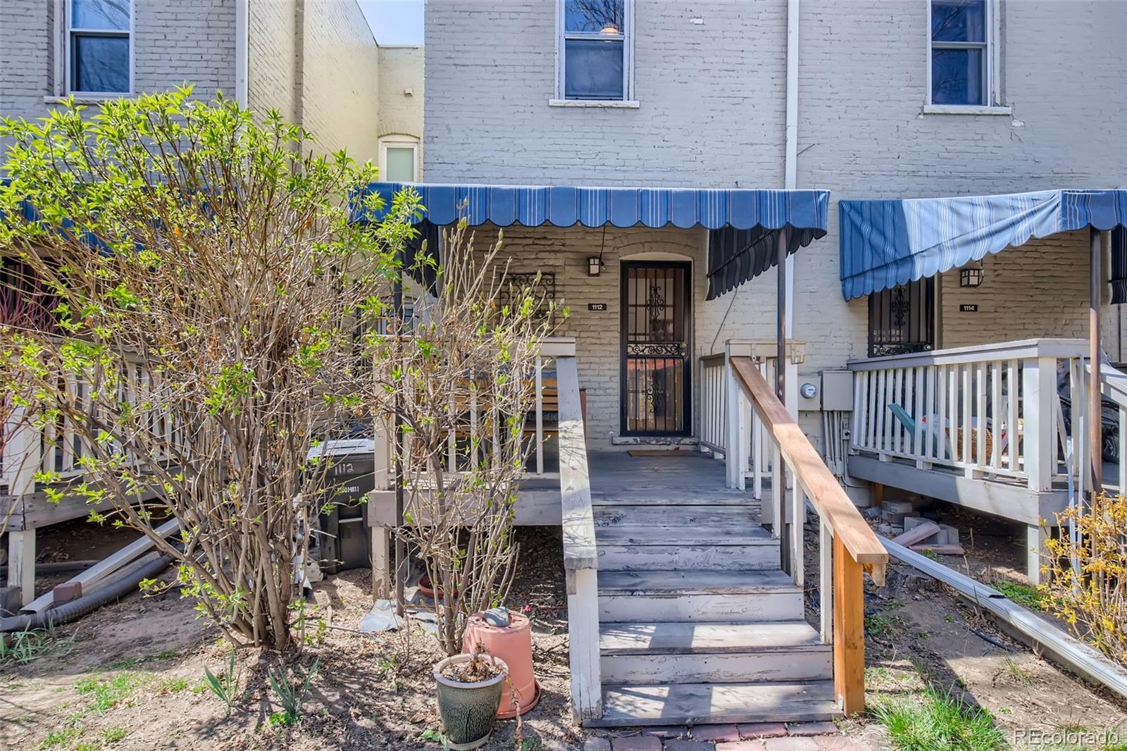 1112 N Corona
