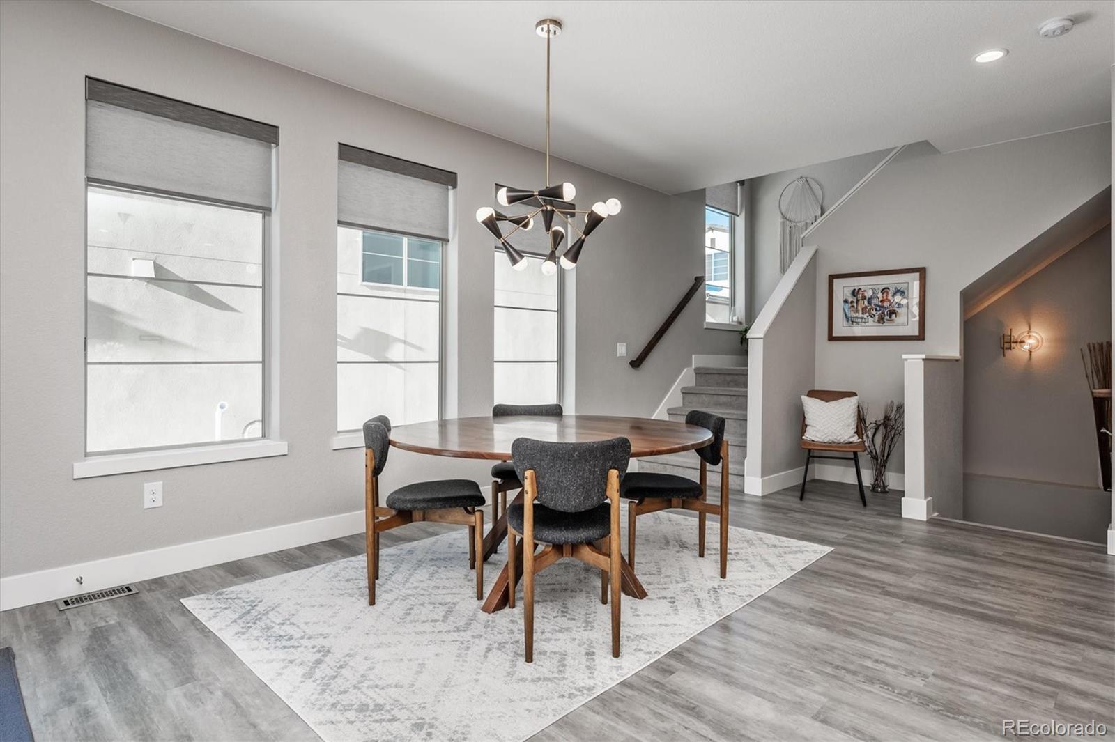 15523 W La Salle Place