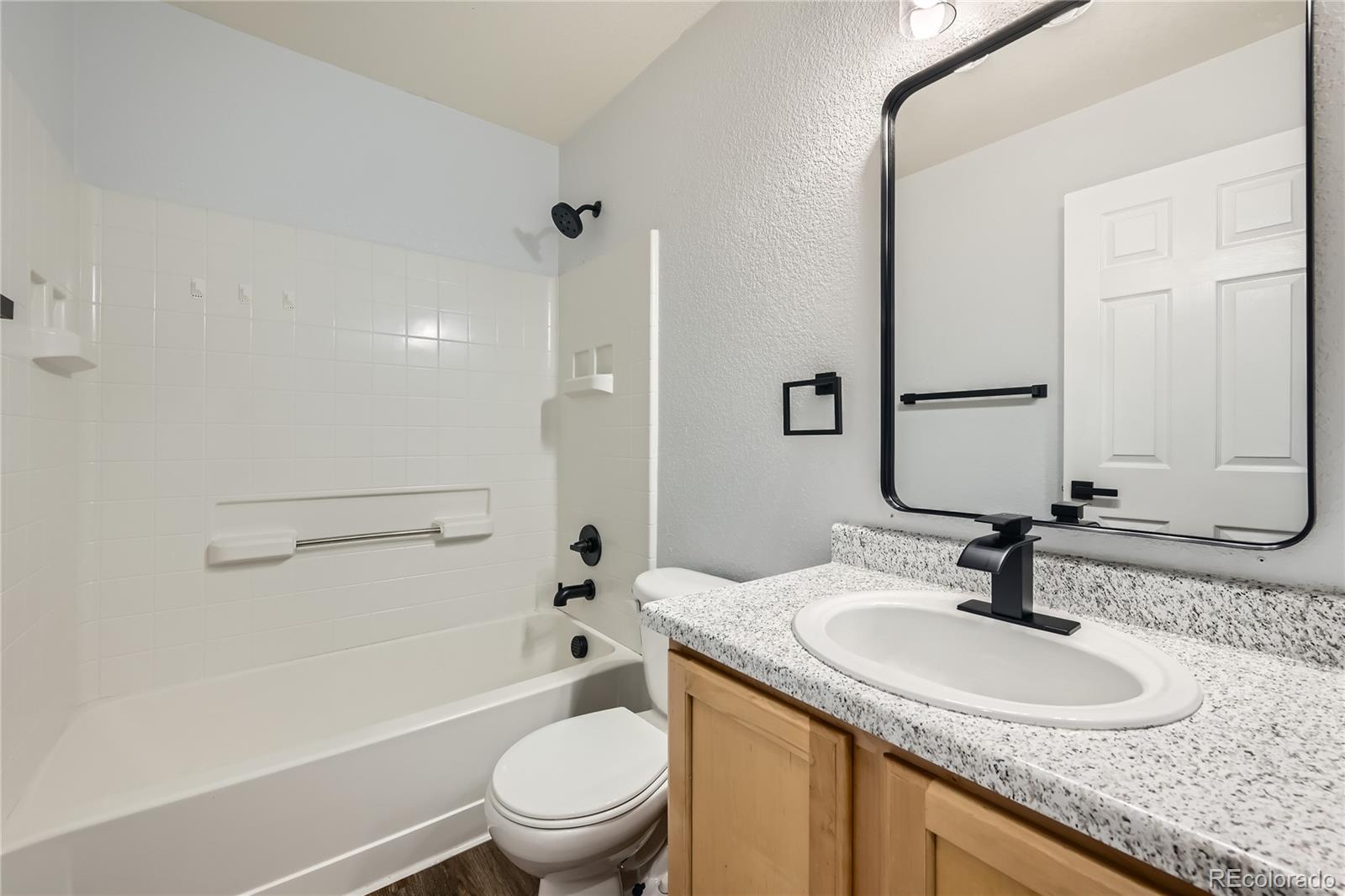 19046 E 57th Place Unit: B