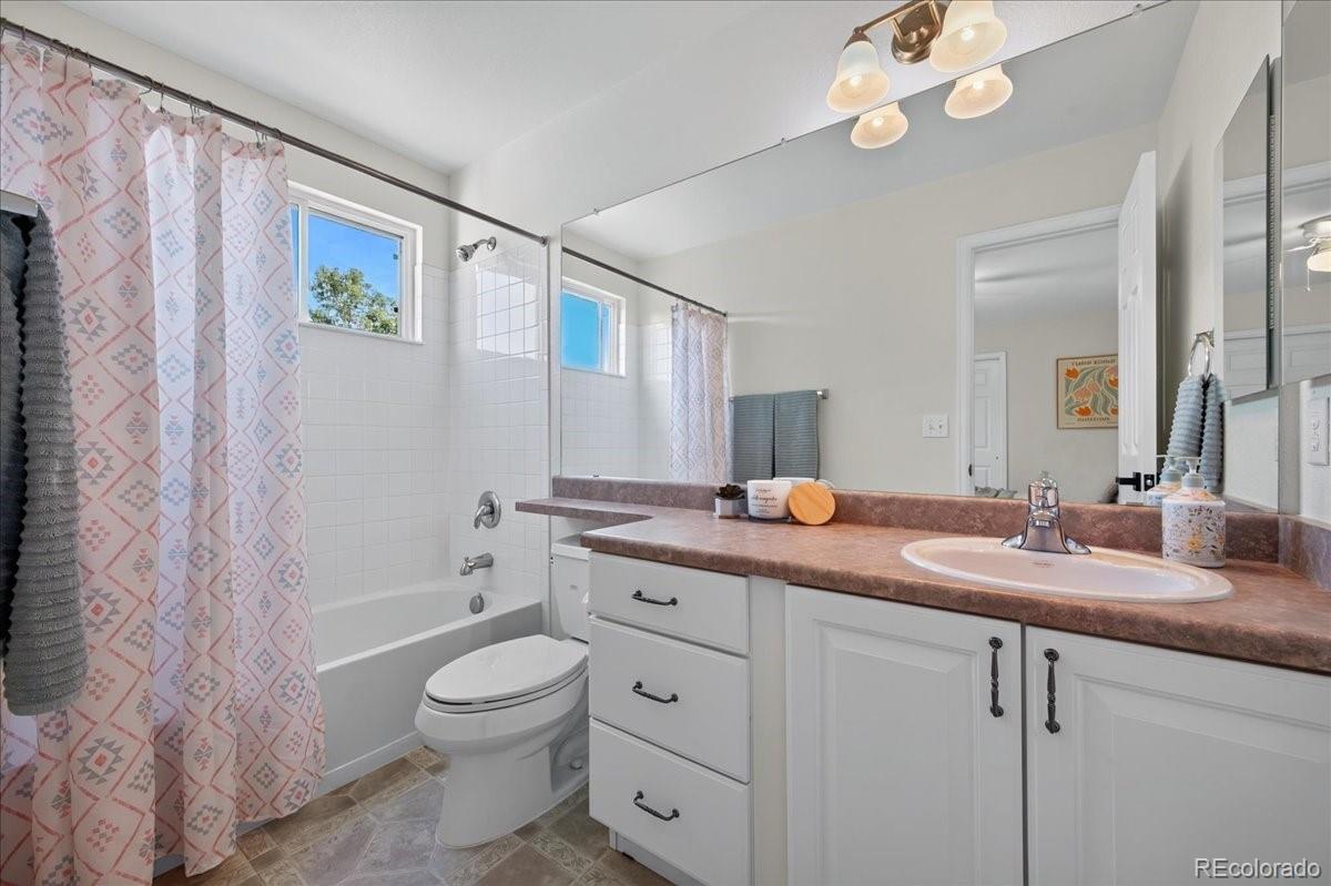 6058 Rogers Circle