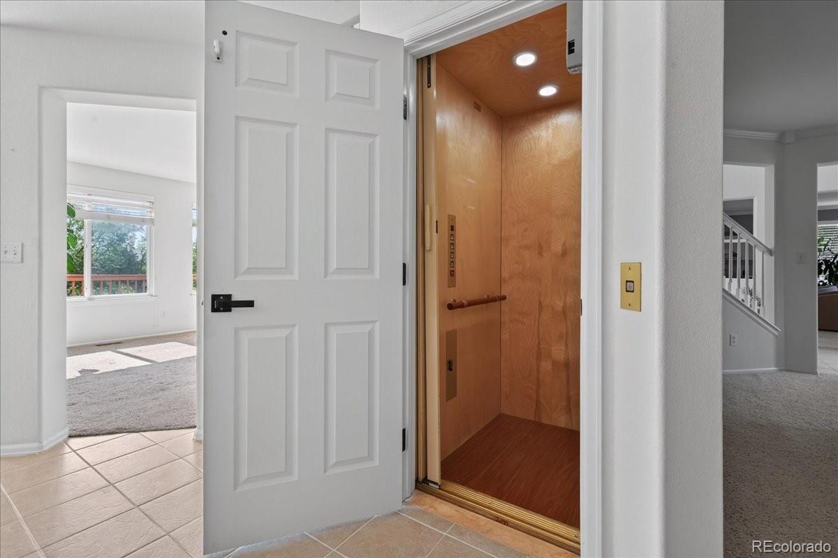 6058 Rogers Circle