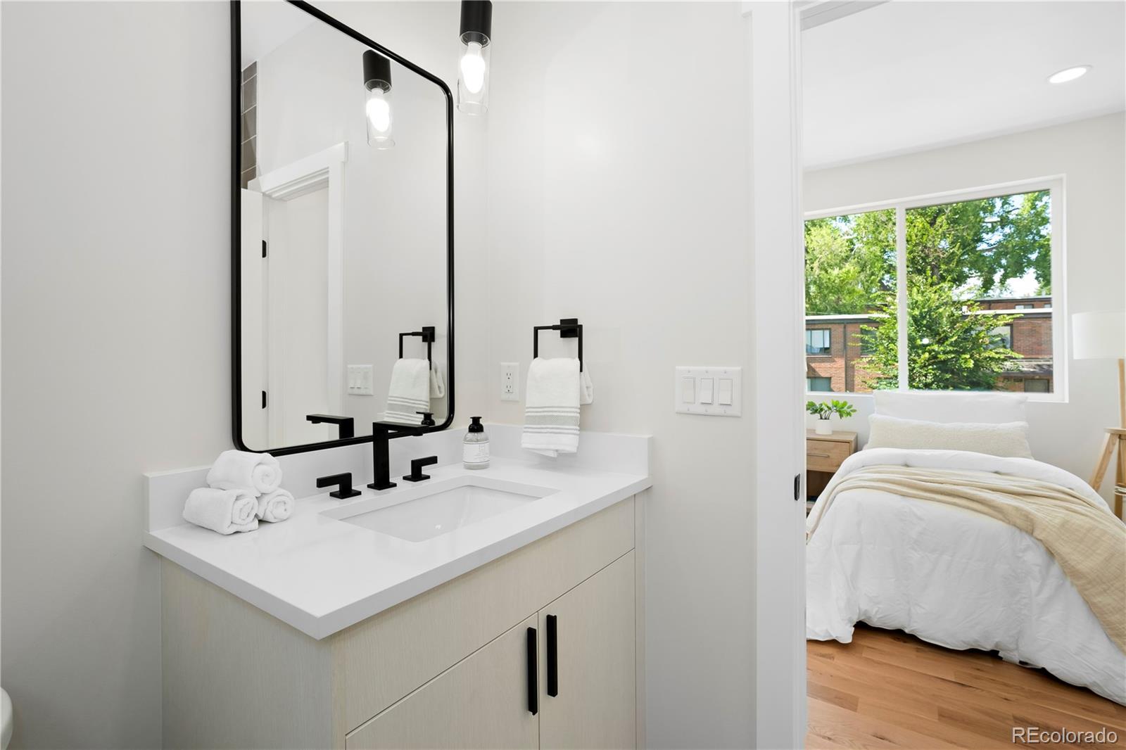 1296 N Newton Street Unit: 1