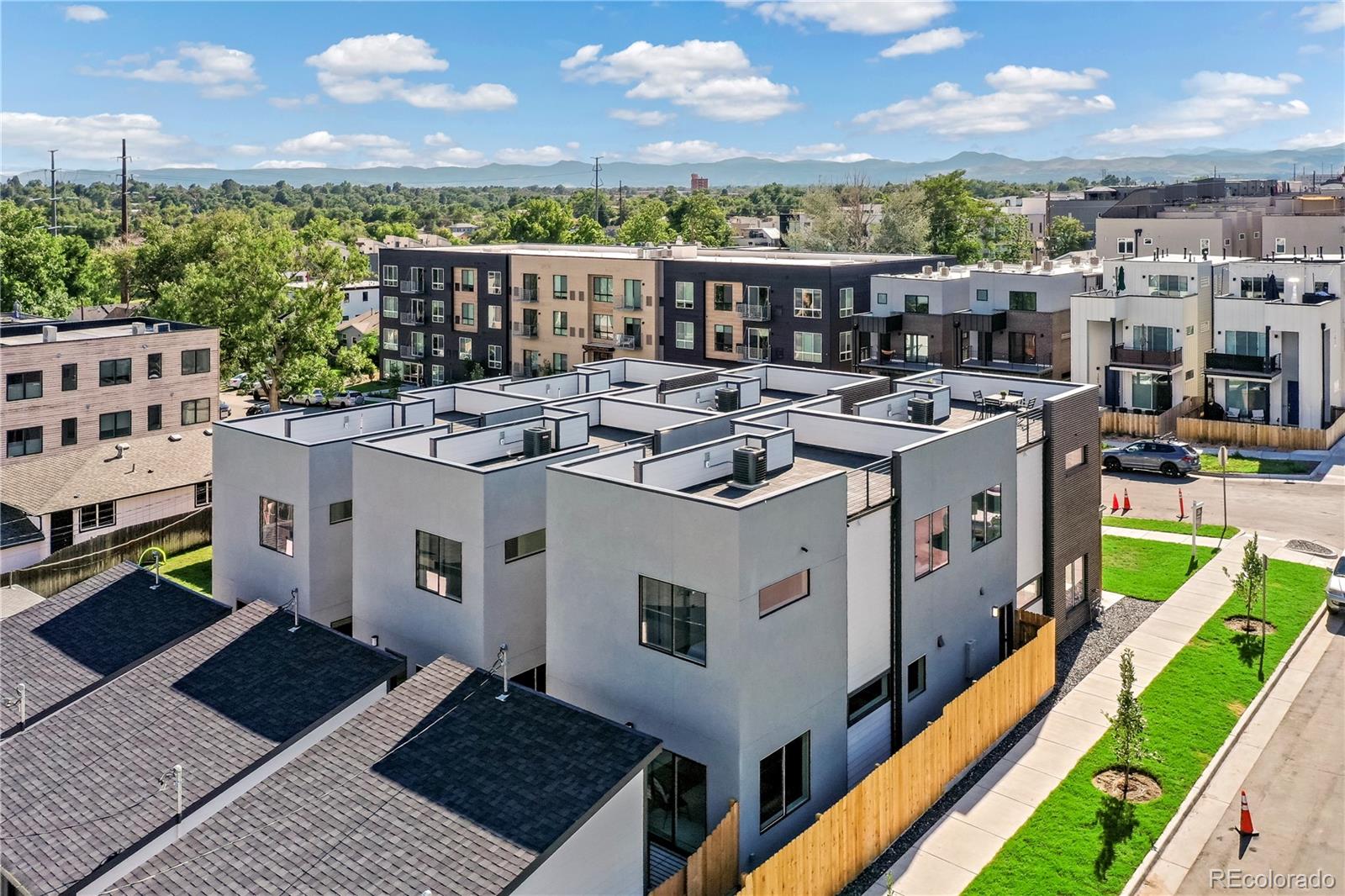 1296 N Newton Street Unit: 1