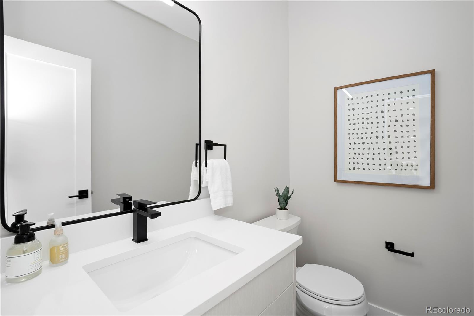 1296 N Newton Street Unit: 1