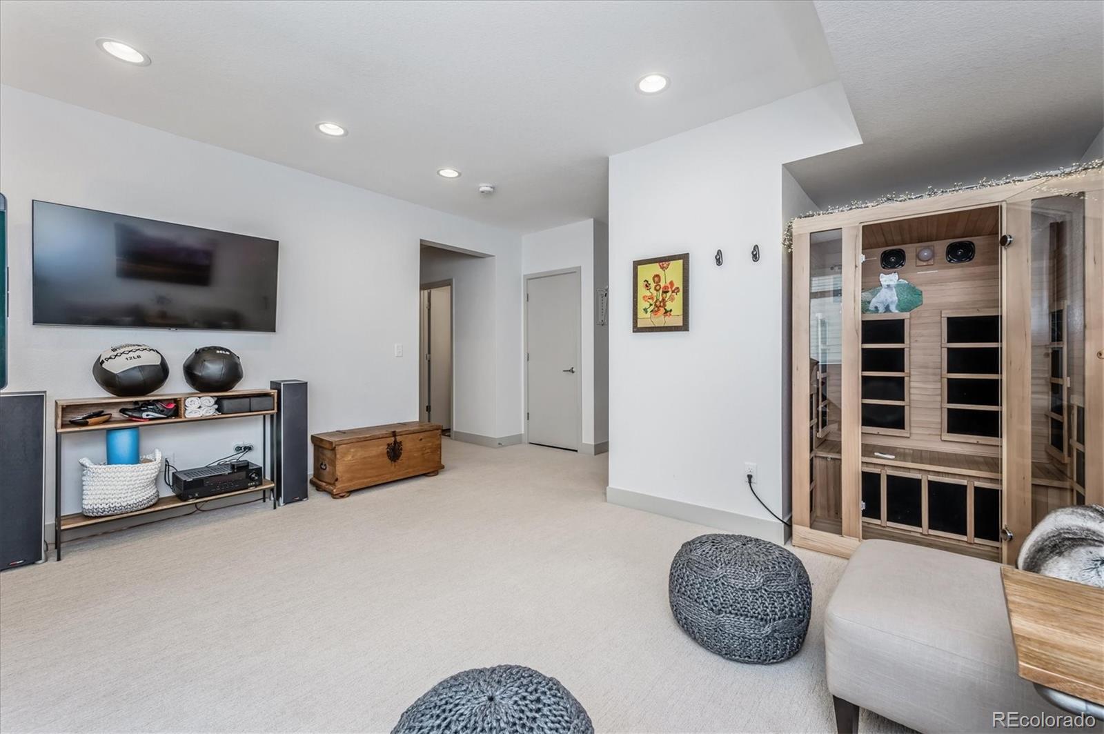 4020 Fenton Court